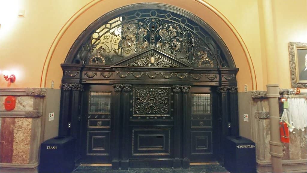 Free Guided Tours