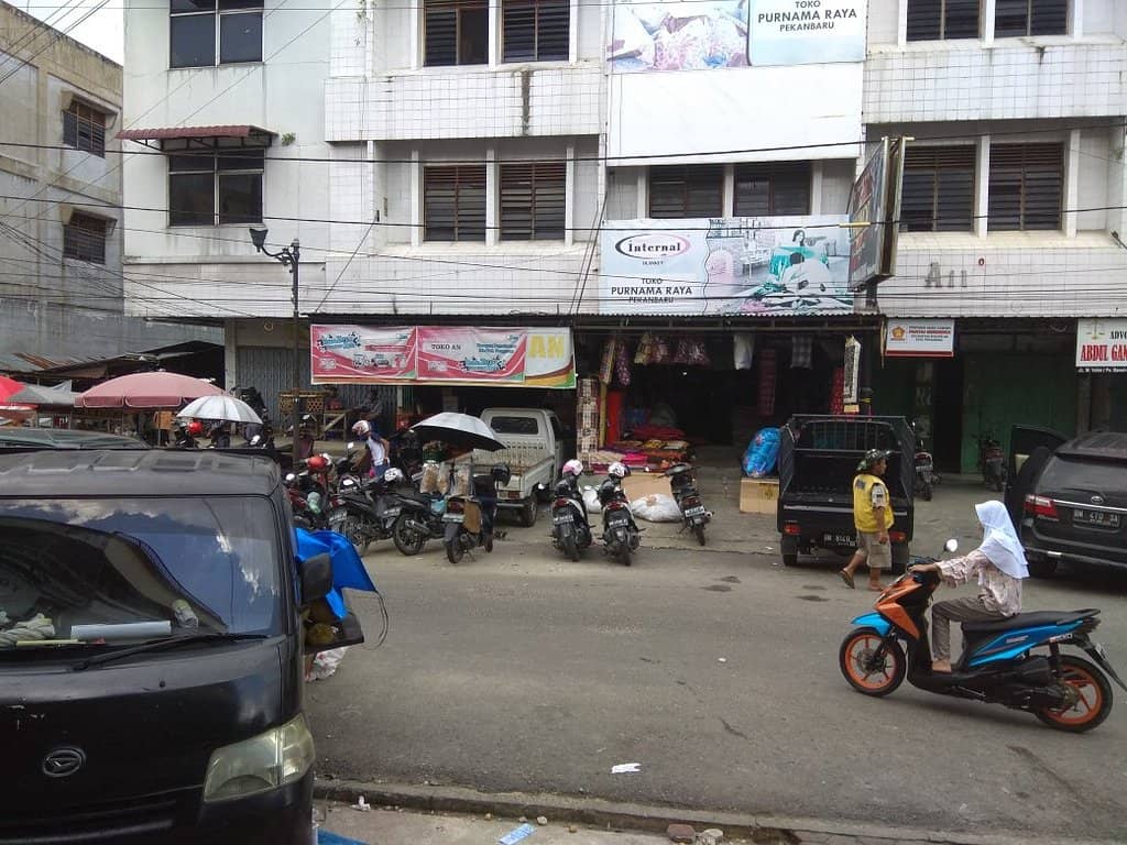 Fresh Produce & Seafood