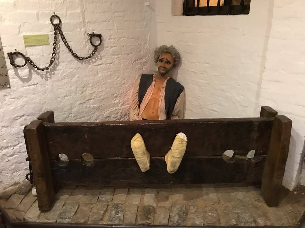 Live Music & Arts Venue