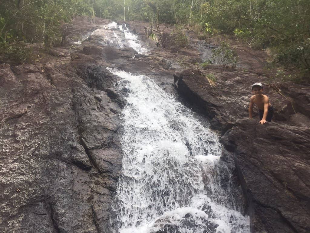 Phaeng Noi Waterfall