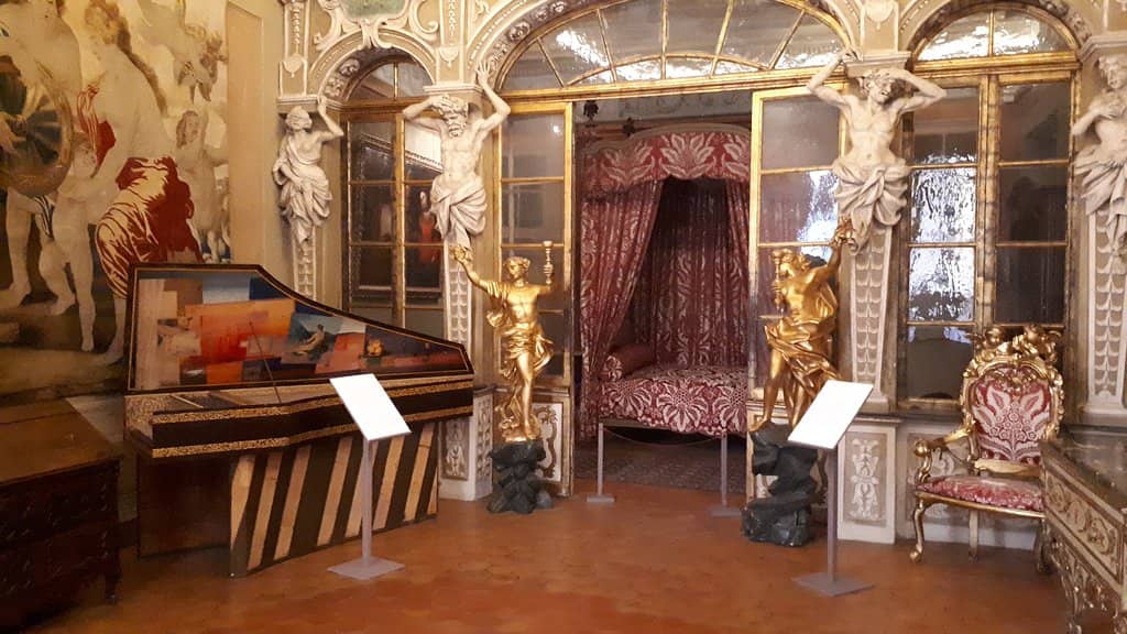 Antique Musical Instruments