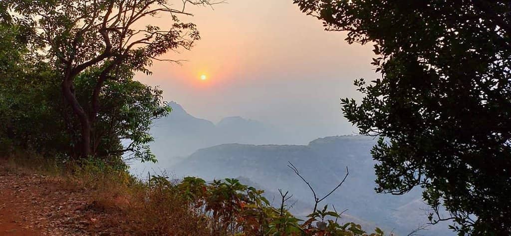 360-Degree Valley Views