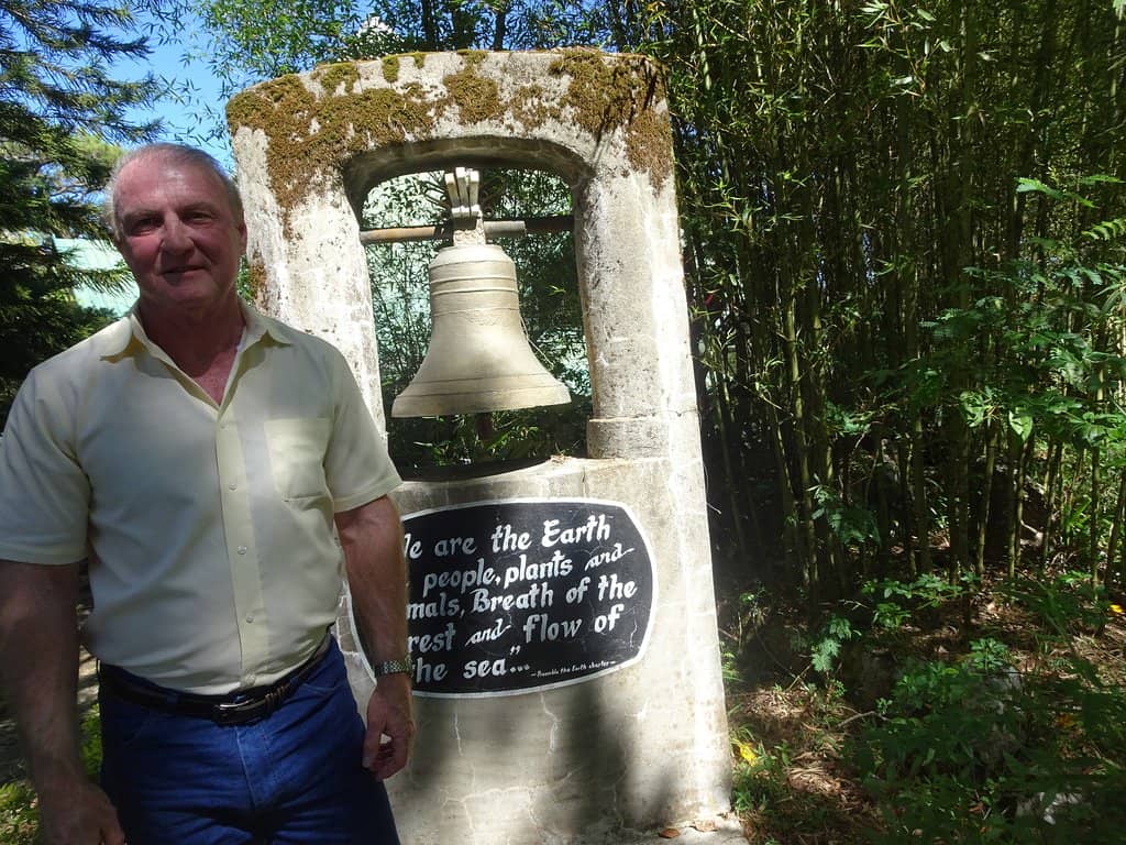 Ruins and Mini-Caves