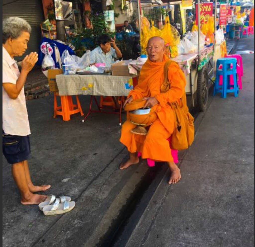 Reclining Buddha Statue