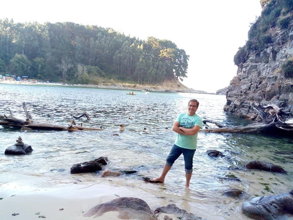 Wooded Hike to the Beach