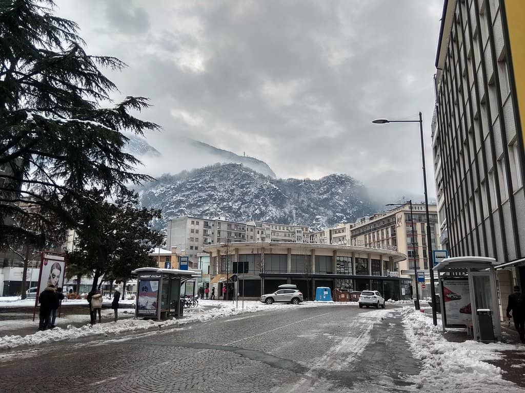 Walther von der Vogelweide Statue