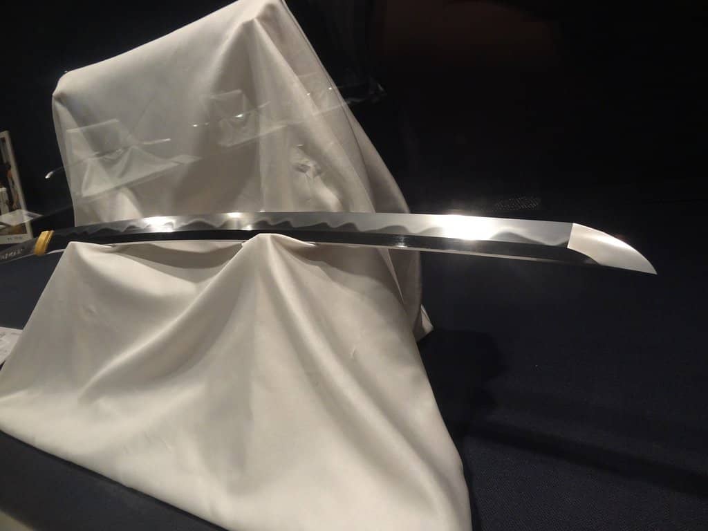Exquisite Sword and Knife Collection