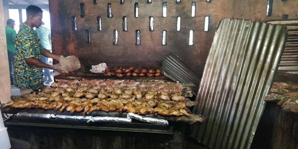 Open-Air Dining Experience