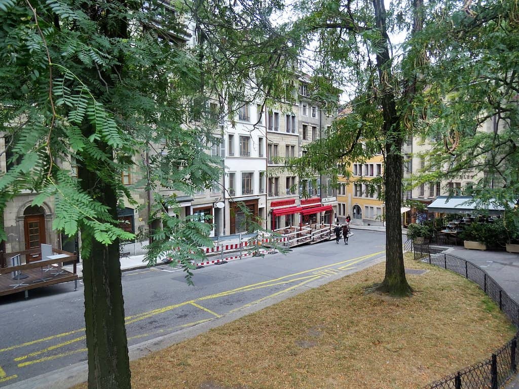 King Gondebaud Statue