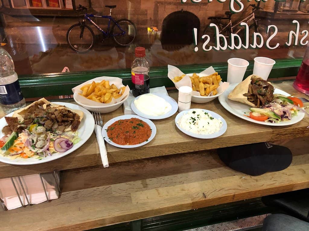 Romantic Ambiance with Live Music