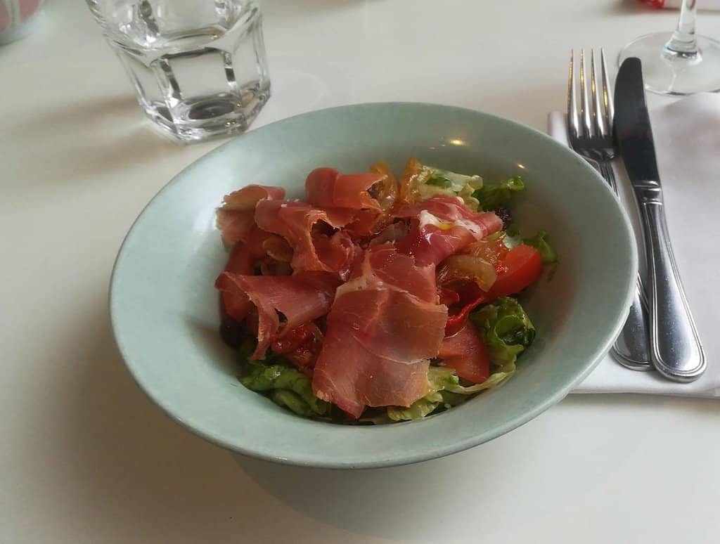 Serene & Welcoming Atmosphere