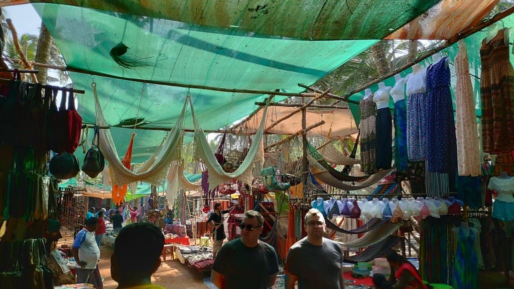 Live Music & Food Stalls