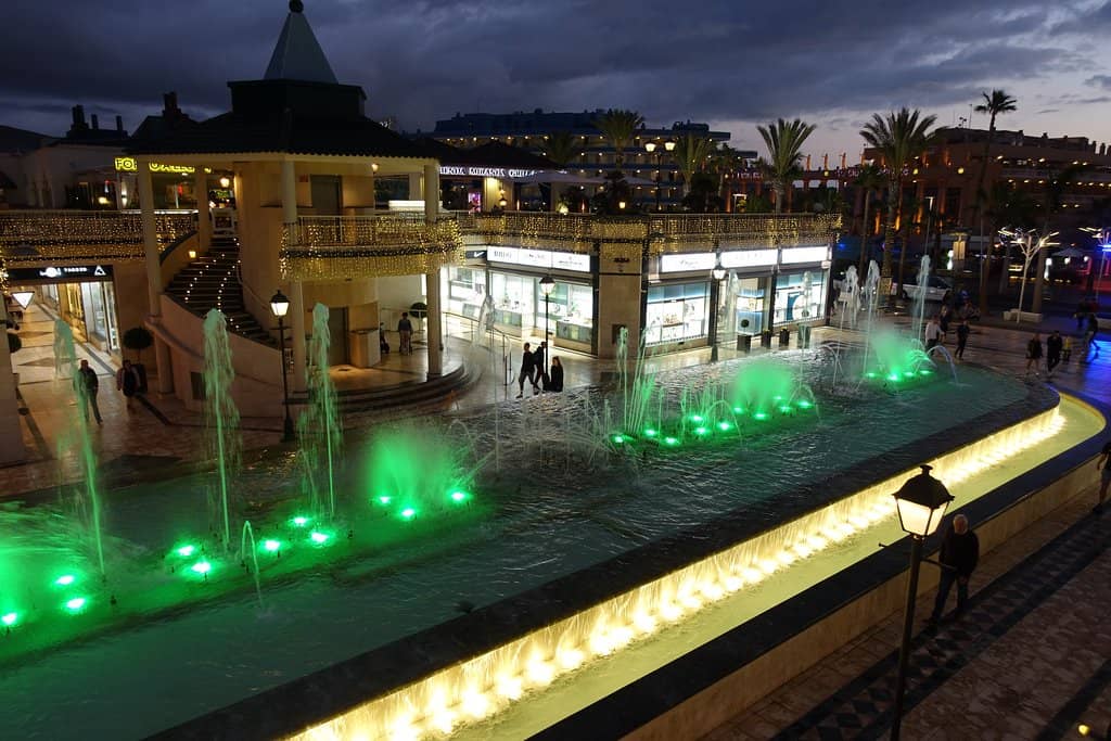 Vibrant Light Displays