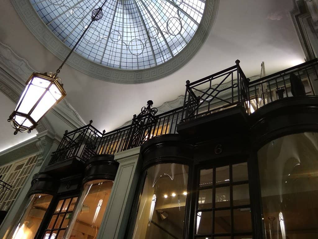 Trompe-l'œil Ceiling Art