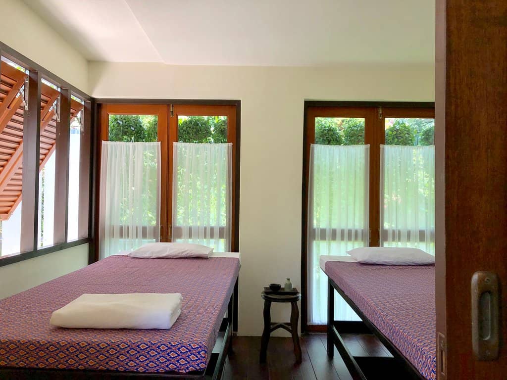 Tranquil Garden Ambiance