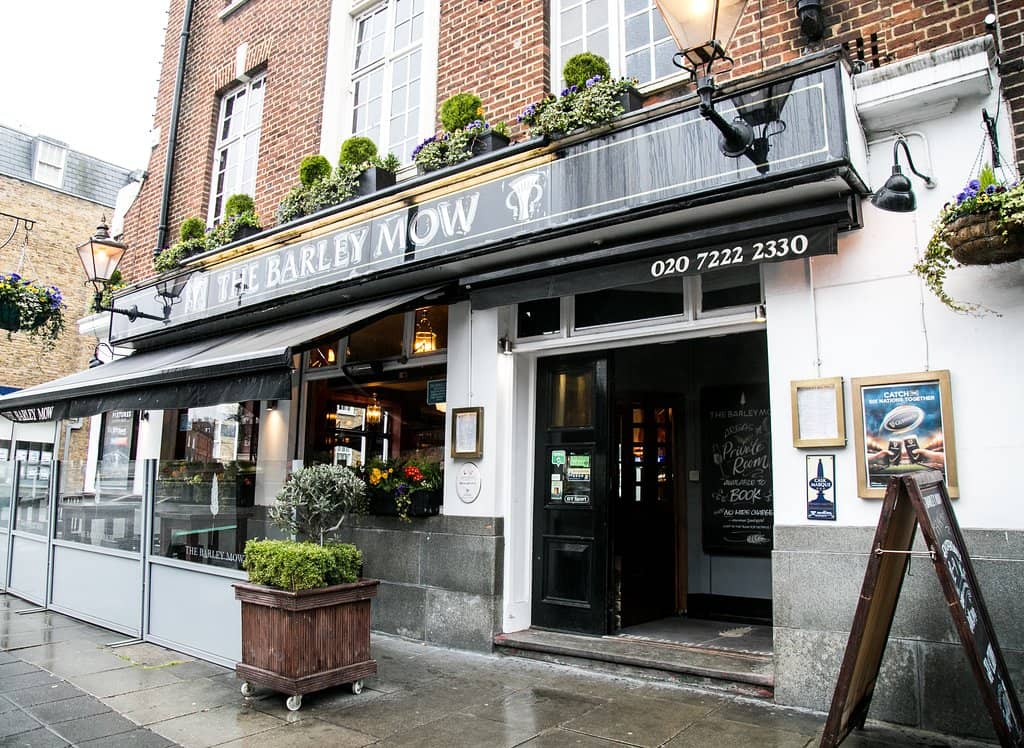 High-Quality Food & Service