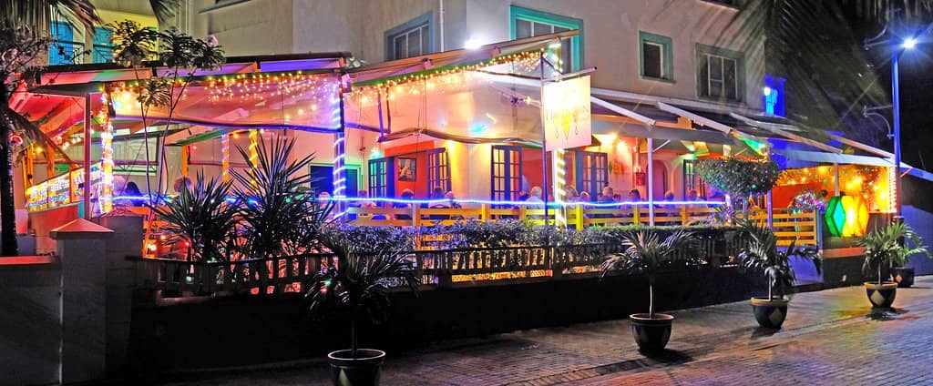 Oceanfront Dining