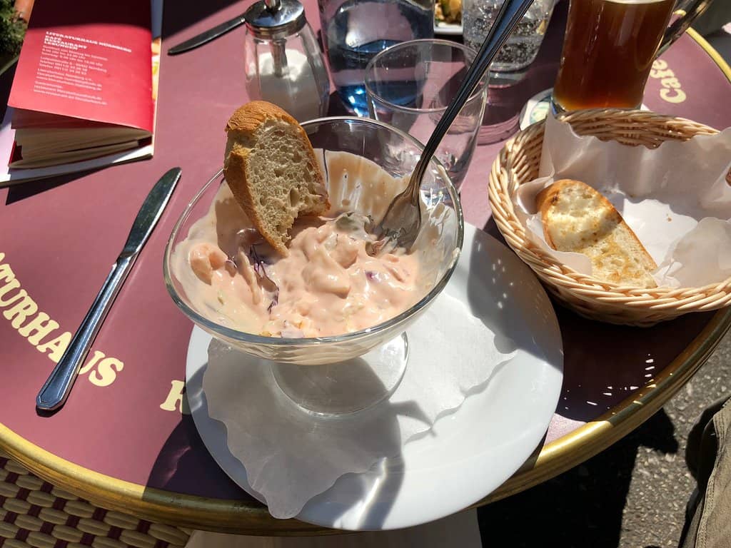 Tranquil Downtown Escape