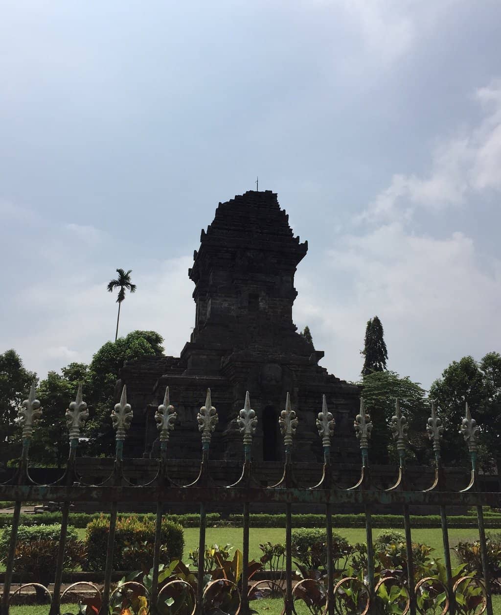 Proximity to Candi Singhasari