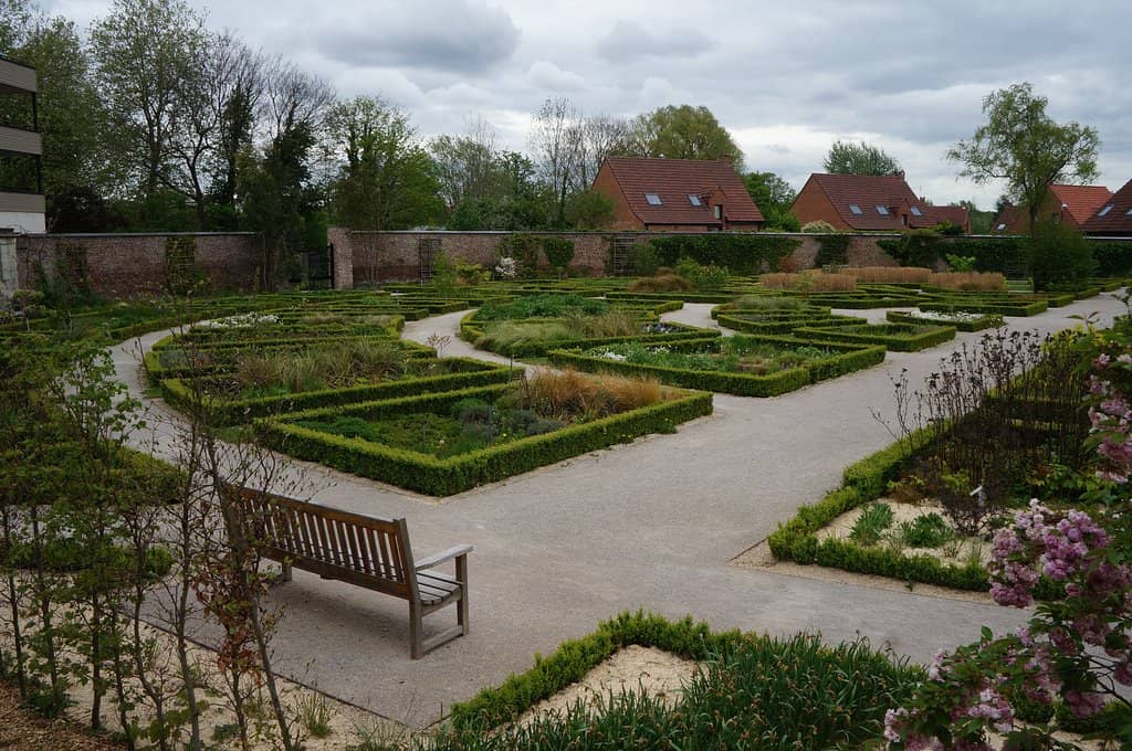 Biodiverse Park & Ponds