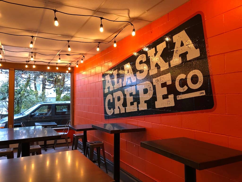 Picturesque Creek Street Location