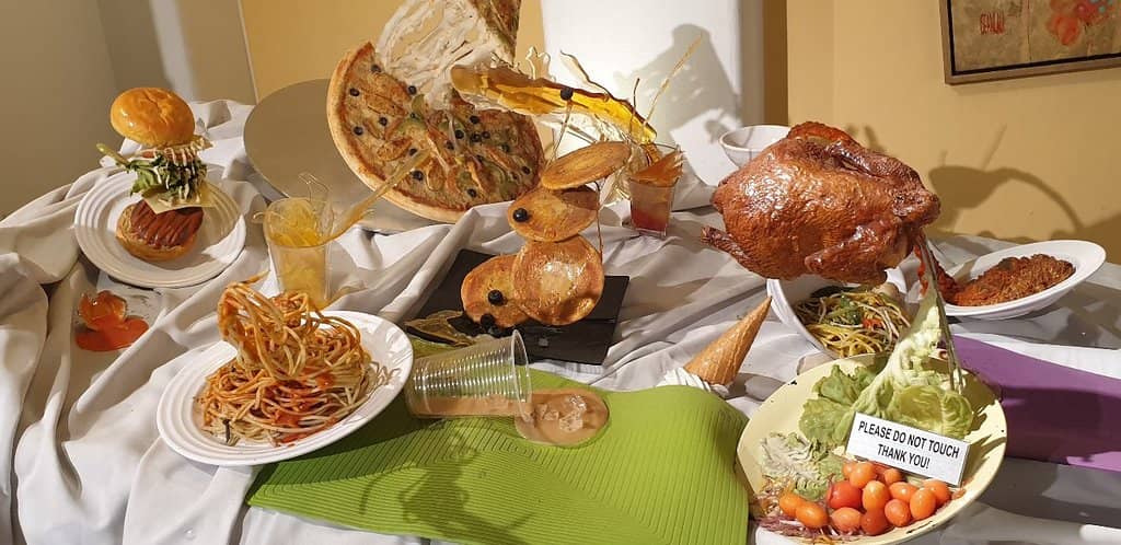 Giant Food Replicas