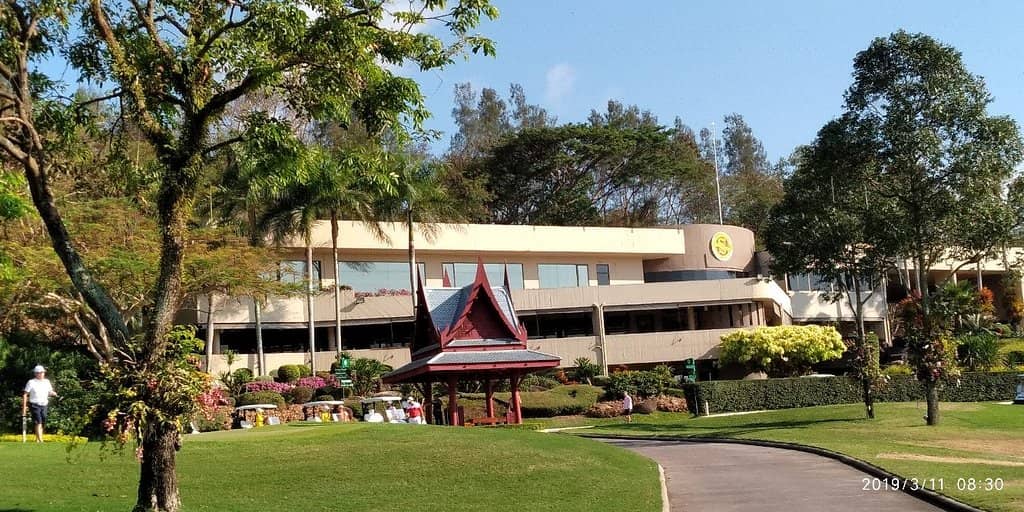 Impeccable Greens and Fairways