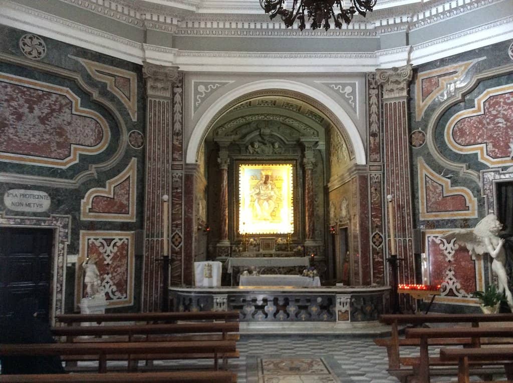 Artistic Interior
