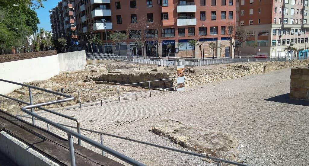 Bolaños (Stone Projectiles)