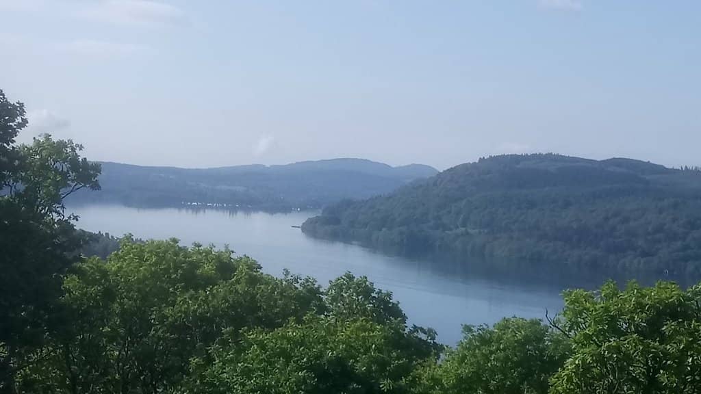 Windermere Lake Views