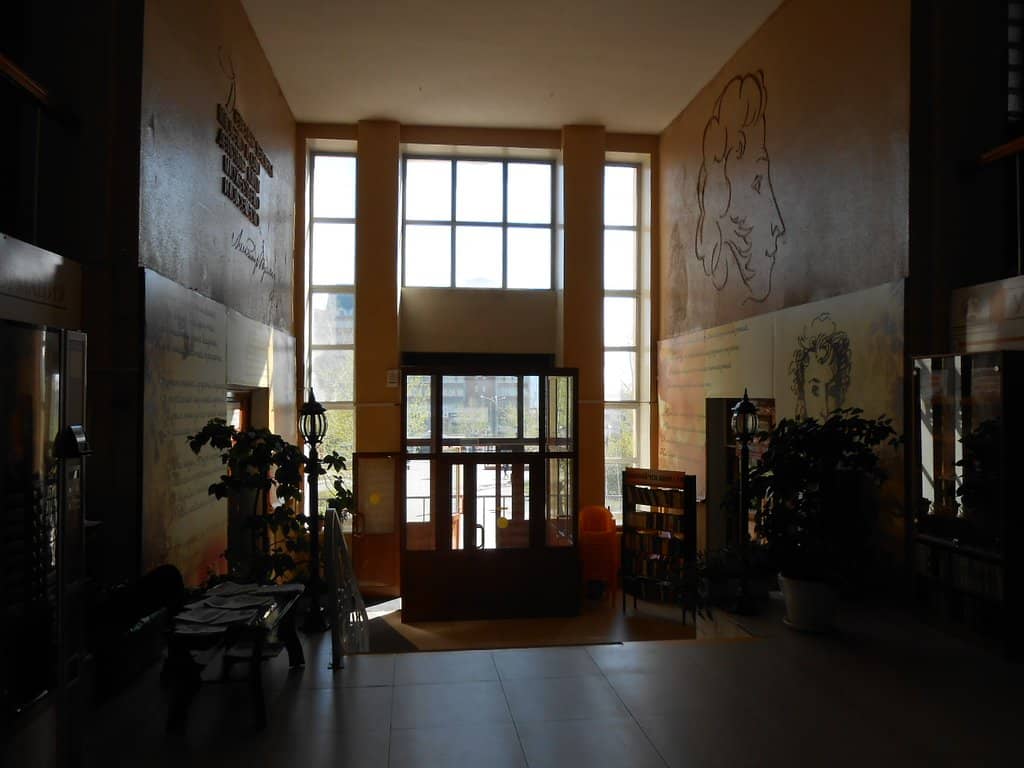 Attractively Designed Interior