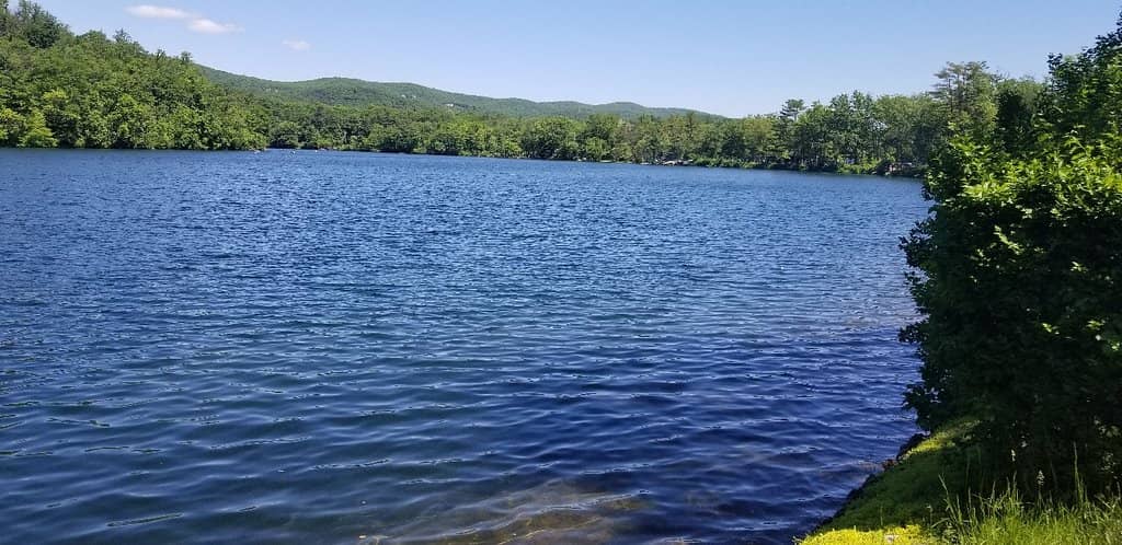 Hessian Lake