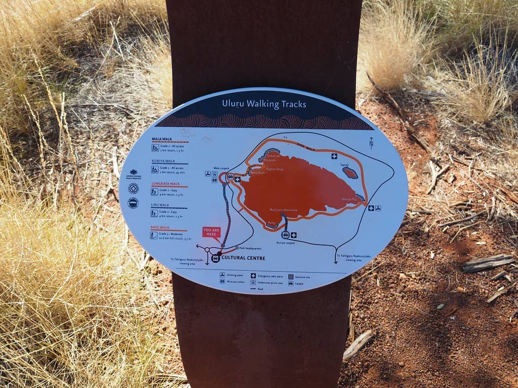 Uluru Base Walk