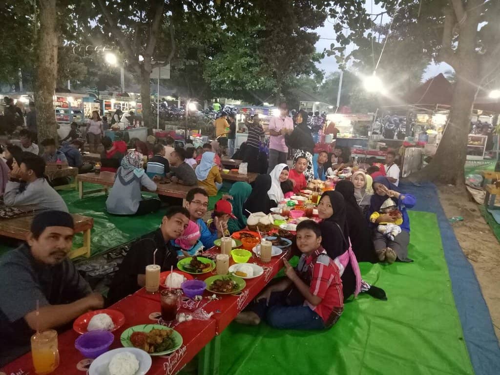 Family-Friendly Waves