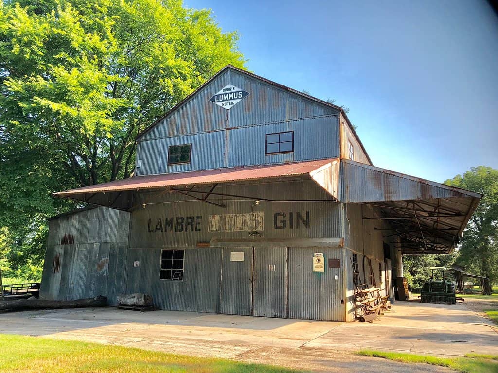 Texas & Pacific Railway Depot