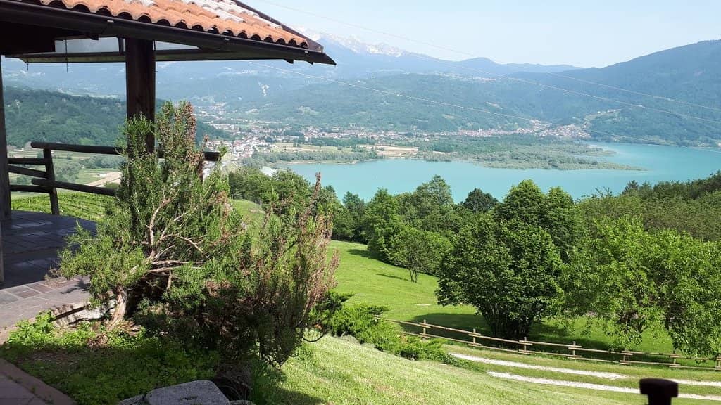 Panoramic Mountain Views