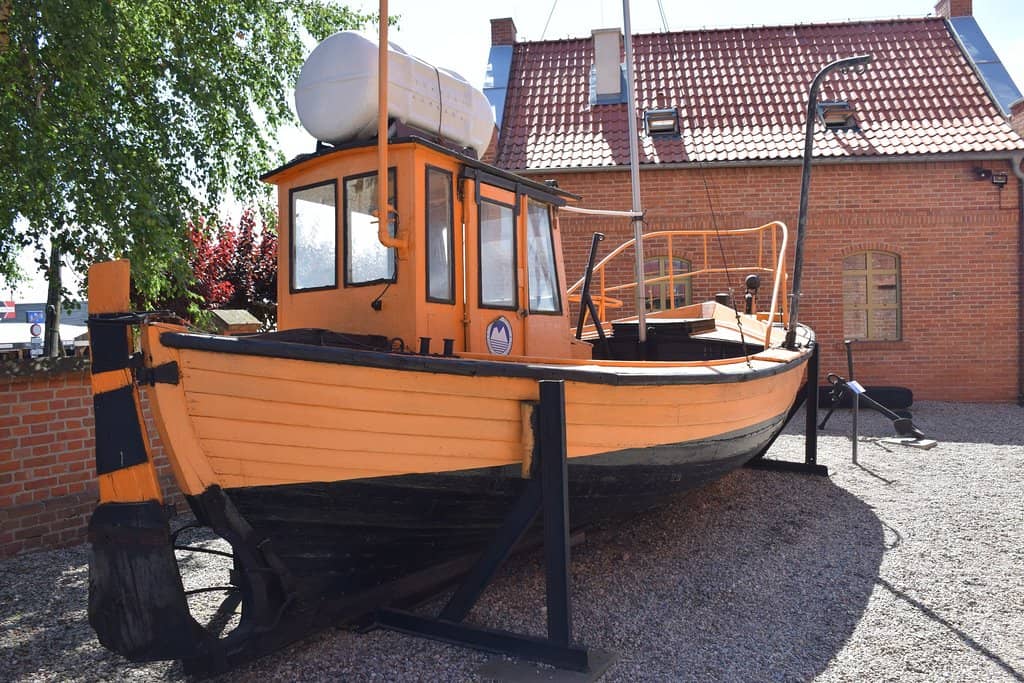 Fishing & Shipwreck History