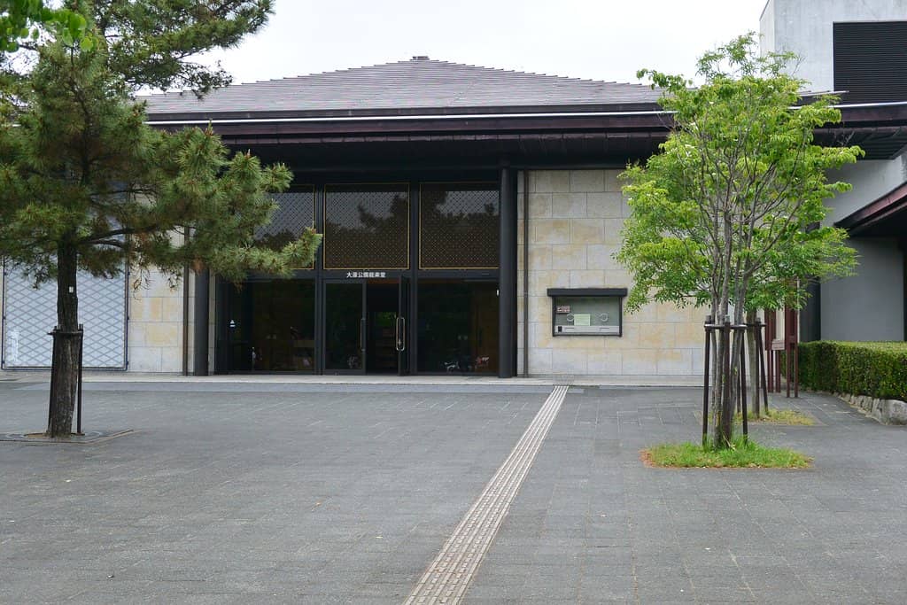 Noh Stage Ambiance