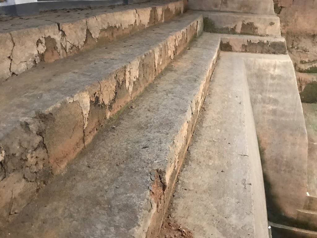 Exquisite Silk Paintings