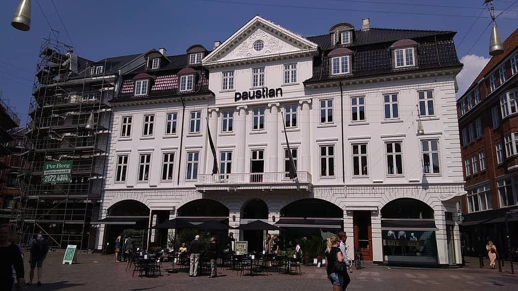 The Lively Atmosphere