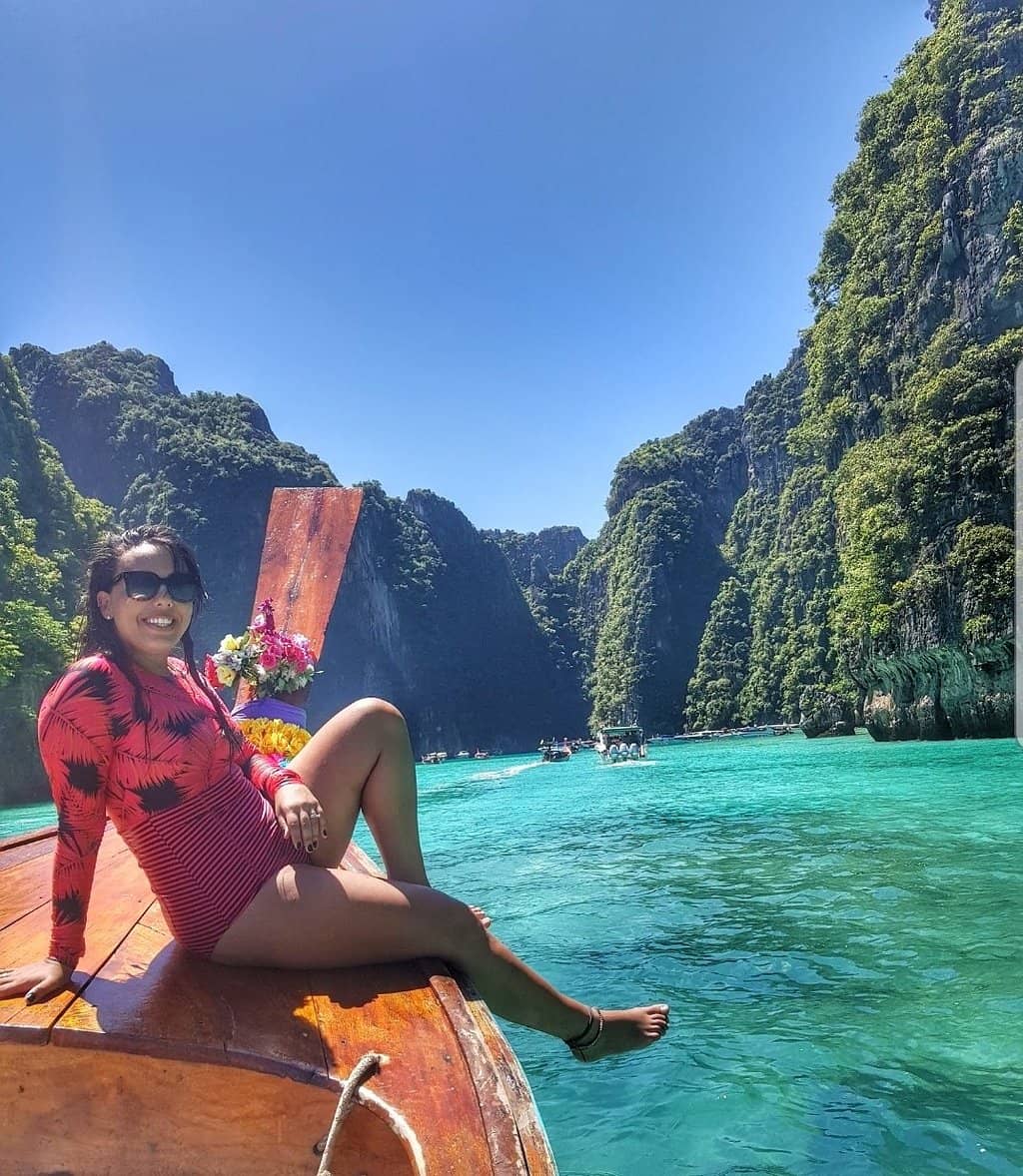 Vibrant Underwater World