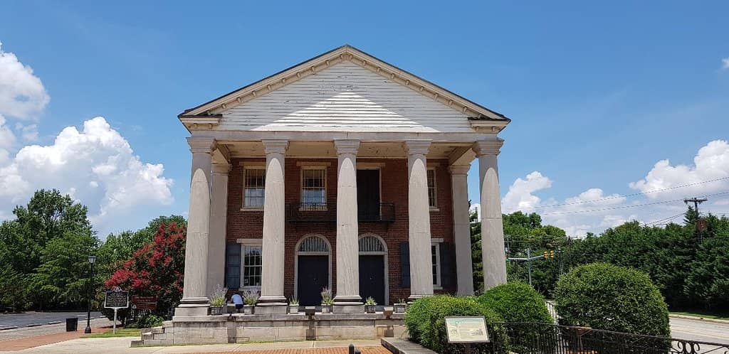 1830s Bank Life Displays