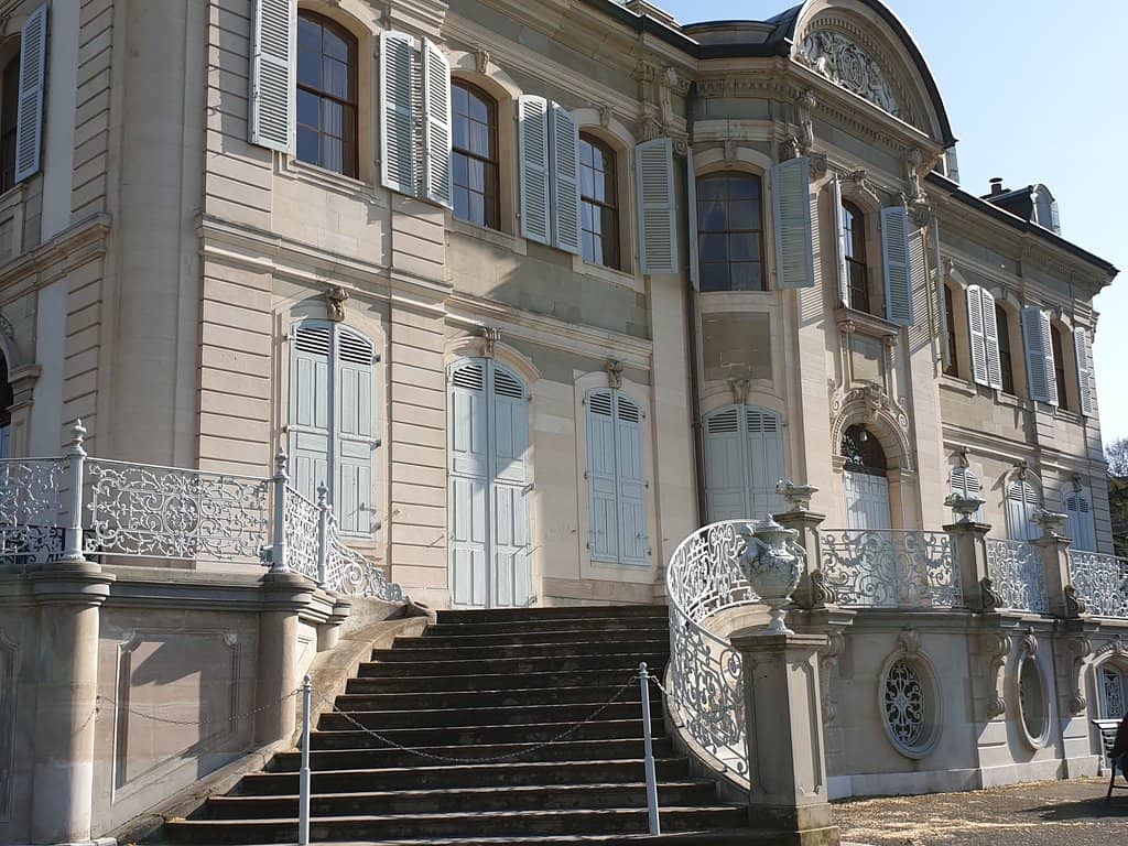 Geneva's Grand Rose Garden