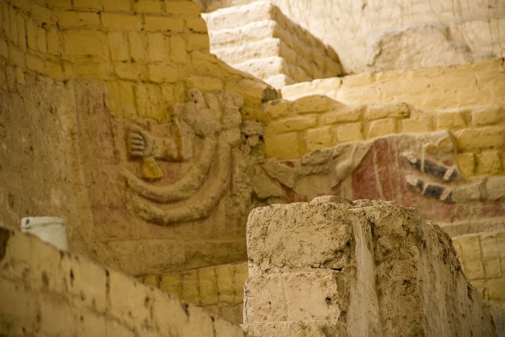 Patio de los Frisos Marinos