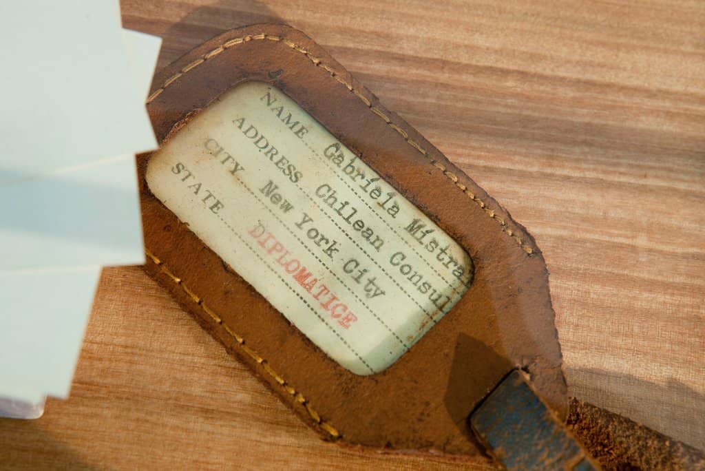 Statue of Gabriela Mistral