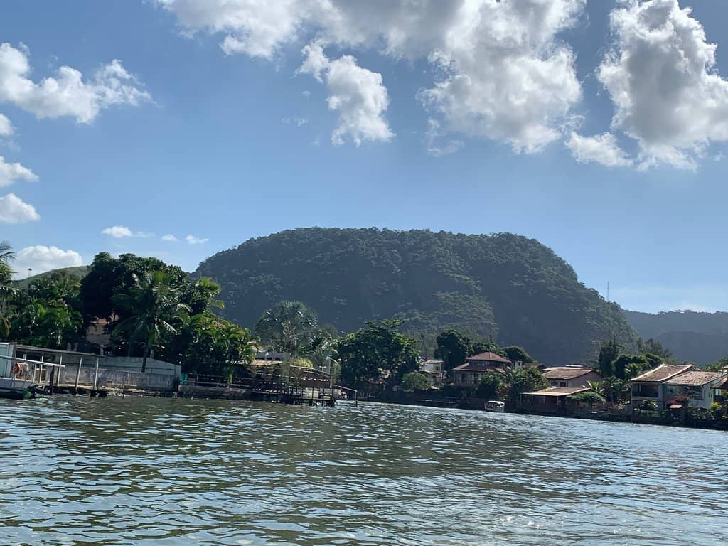 Exploring the Island's Alleys