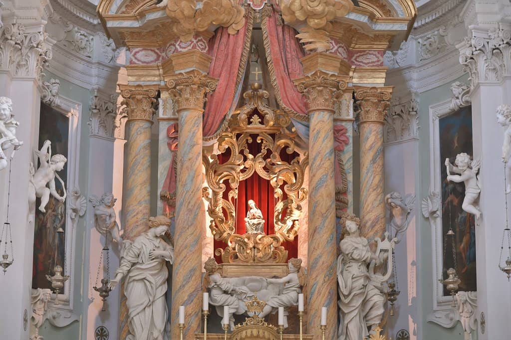 Vertical photo