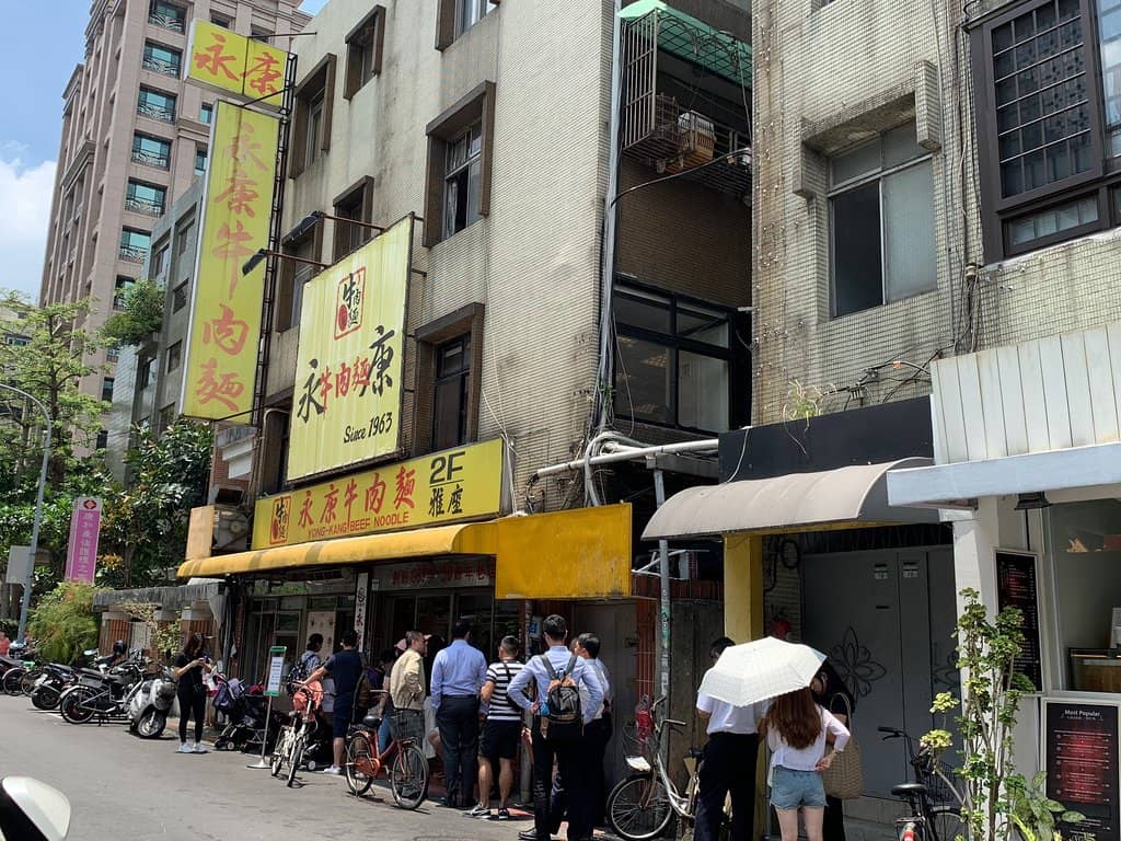 Food Stalls & Restaurants