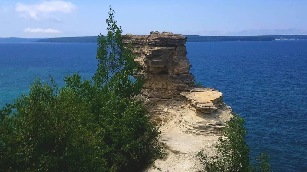 Pictured Rocks Cliffs