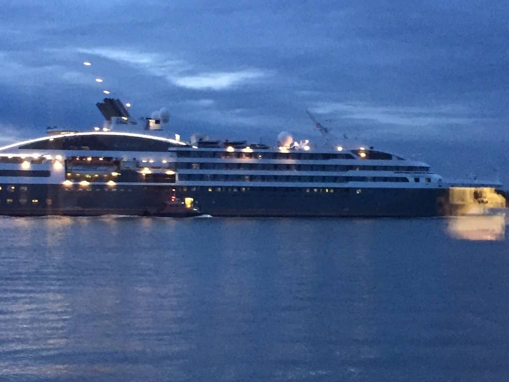 Pop-Up Cafes and Art Exhibitions